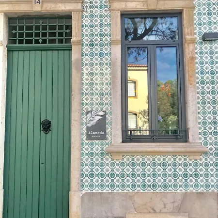 Alameda Exclusive House