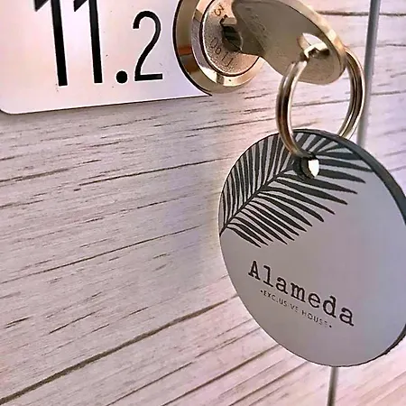 Hostal Alameda Exclusive House