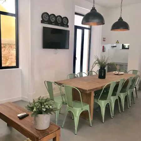 Alameda Exclusive House