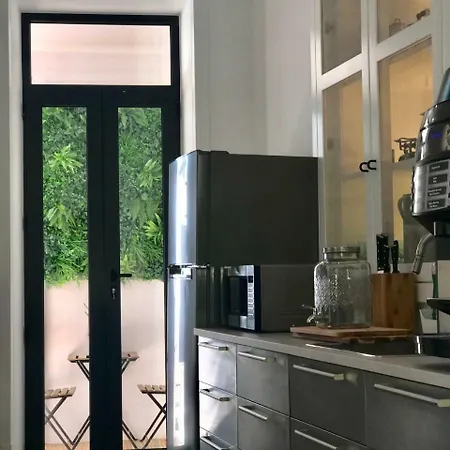 ホステル Alameda Exclusive House *