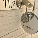 Alameda Exclusive House Hostal *